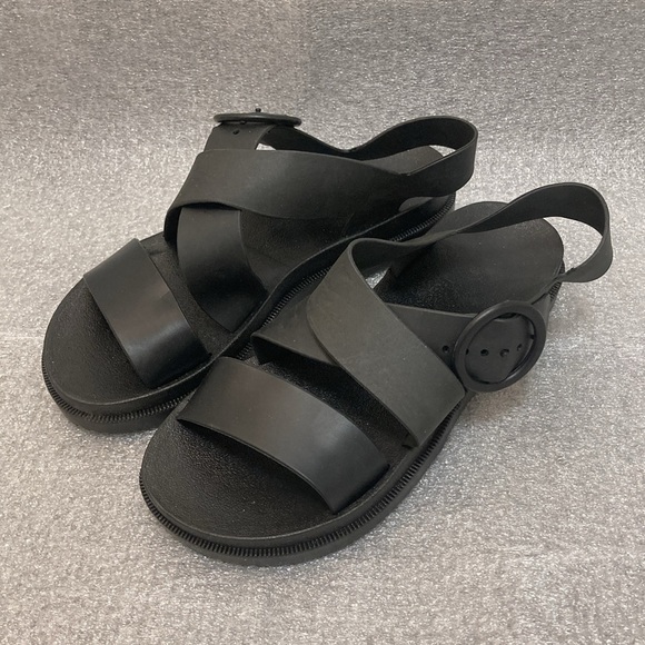 NWOT - PVC Rubber Women’s Casual Summer Sandals - Sz 37 - Picture 2 of 14